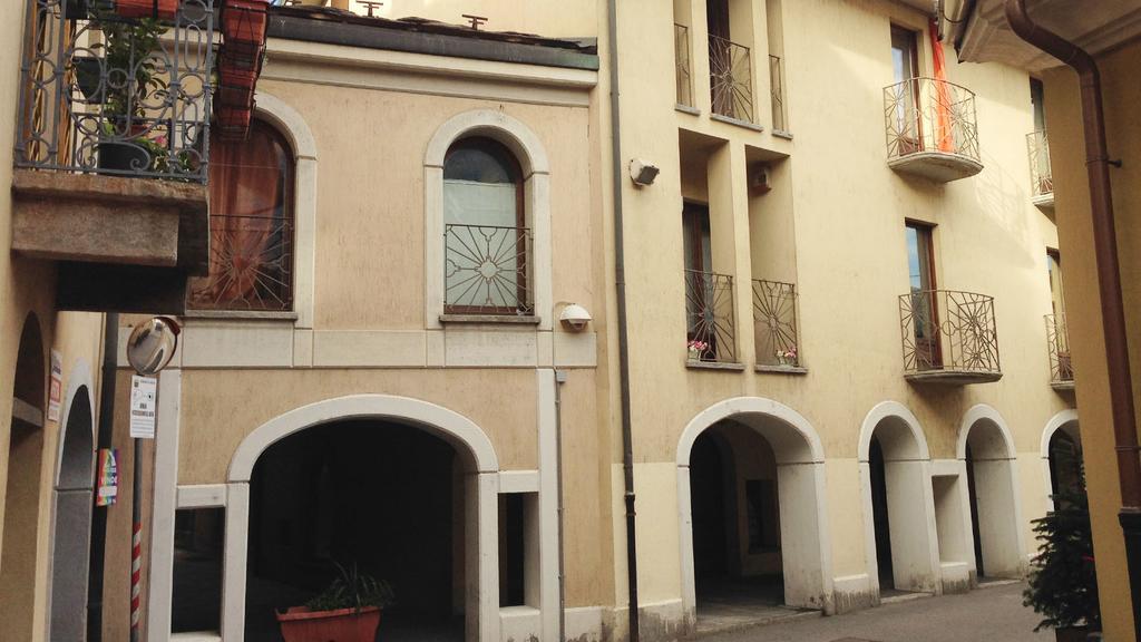 Le Joli Coin Du Passage Apartment Aosta Ngoại thất bức ảnh